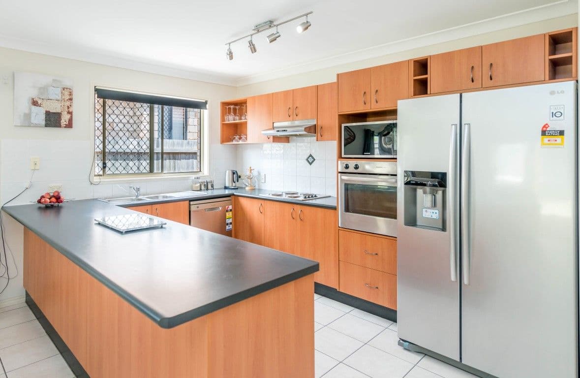 10 Wyperfield Court, North Lakes QLD 4509, North Lakes - Thumbnail 3