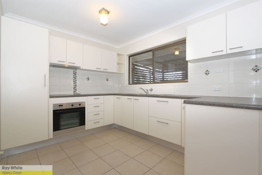 743 South Pine Road, ALBANY CREEK QLD 4035, Albany Creek - Thumbnail 4