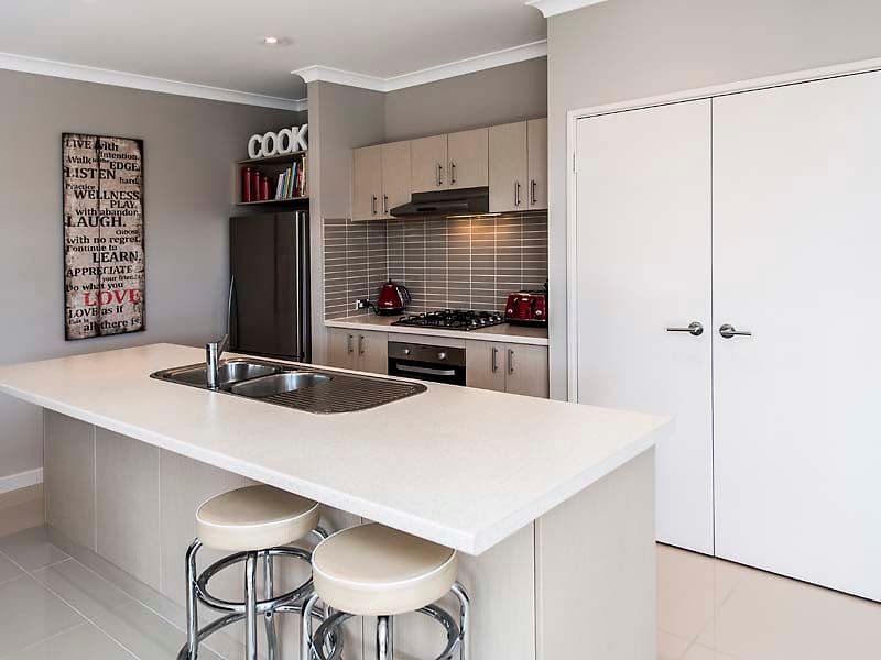 9 Riviera Turn, PIARA WATERS WA 6112, Piara Waters - Thumbnail 3