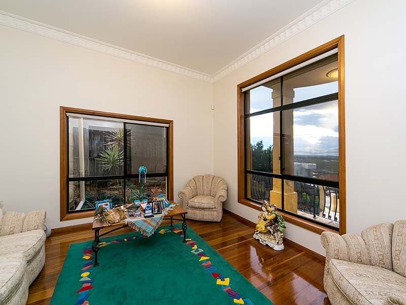 20 Tamarind Place, STRETTON QLD 4116, Stretton - Thumbnail 2