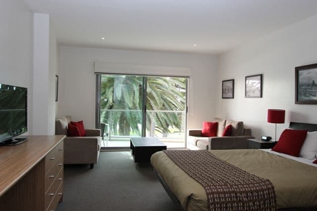 2-3 The Esplanade, Cowes VIC 3922, Cowes - Image 1