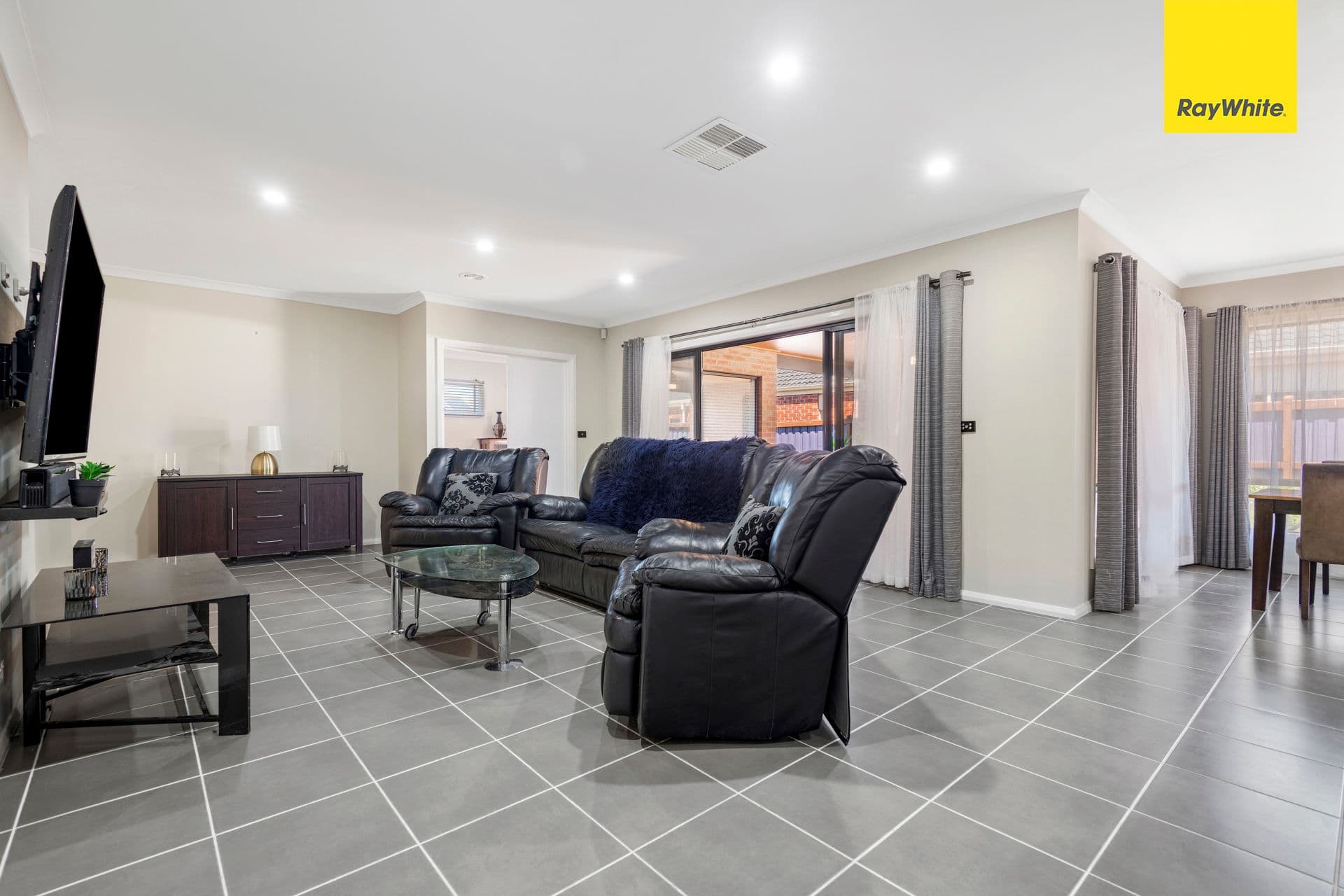 6 Flemings Avenue, HARKNESS VIC 3337, Harkness - Thumbnail 8