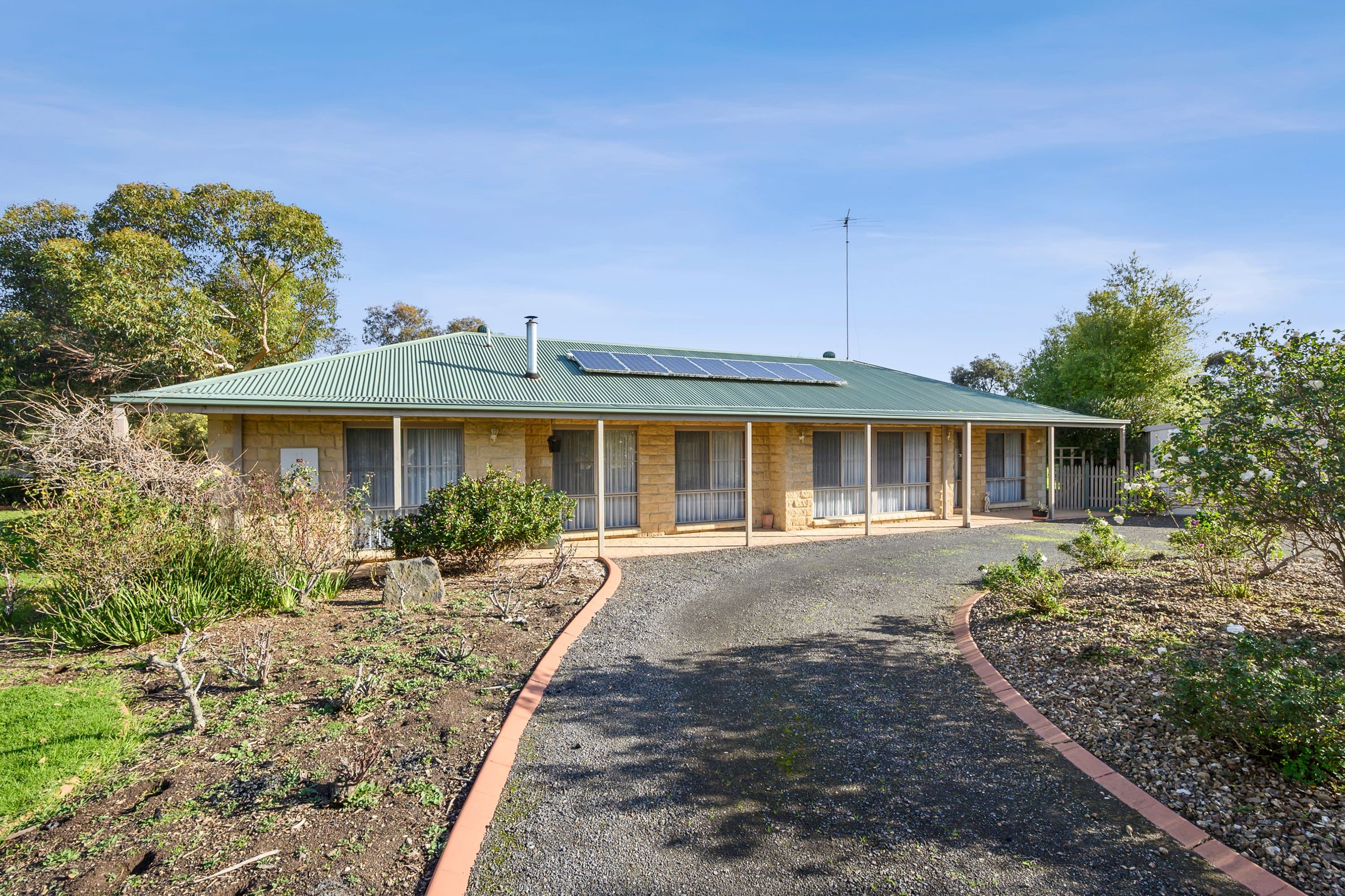 30 Nossal Court, Lara VIC 3212, Lara - Image 1