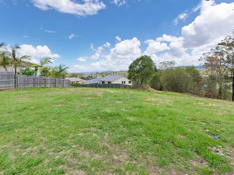 4 Mullingar Place, CARRARA QLD 4211, Carrara - Thumbnail 2