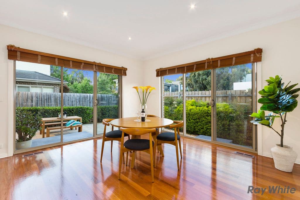 31 Kingswood Rise, Box Hill South VIC 3128, Box Hill South - Thumbnail 3
