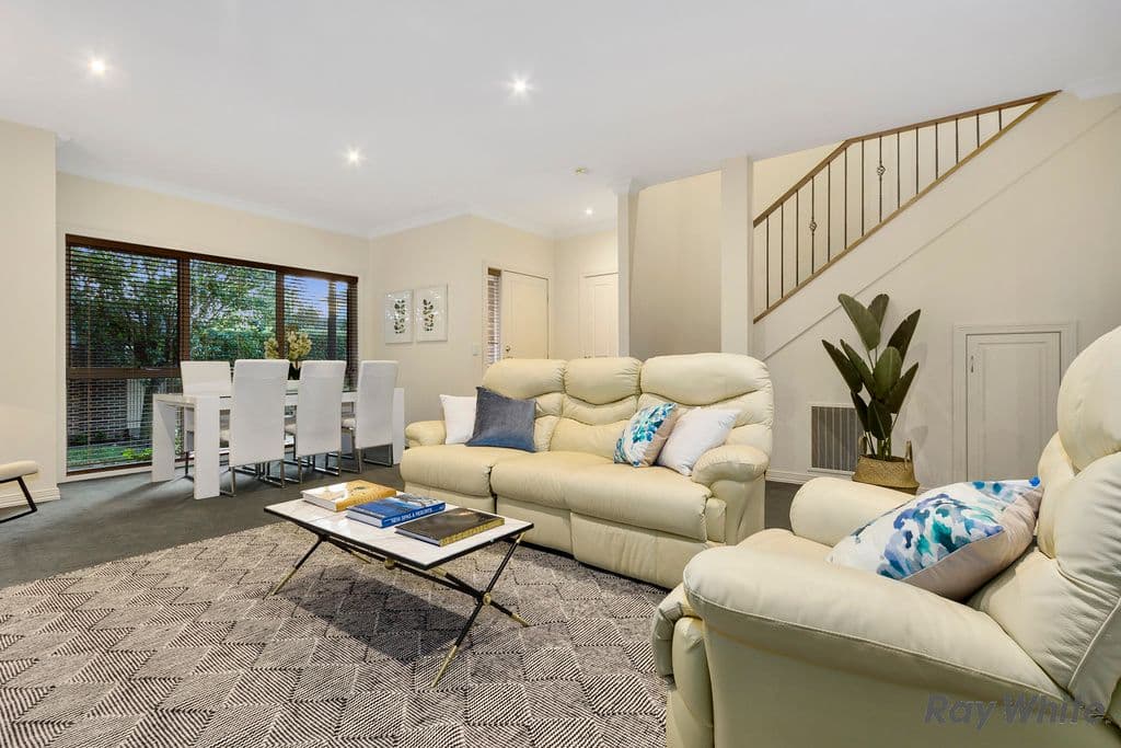 31 Kingswood Rise, Box Hill South VIC 3128, Box Hill South - Thumbnail 4