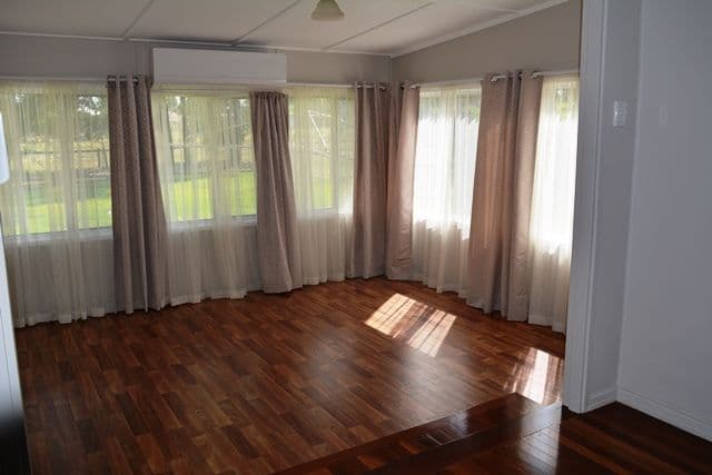 81 Thistle Street, Blackall QLD 4472, Blackall - Thumbnail 5