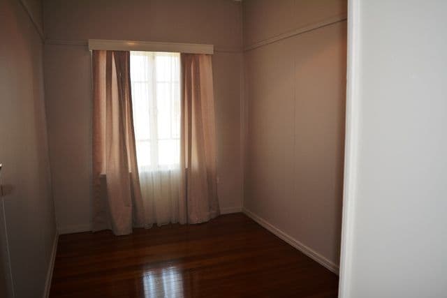 81 Thistle Street, Blackall QLD 4472, Blackall - Thumbnail 8
