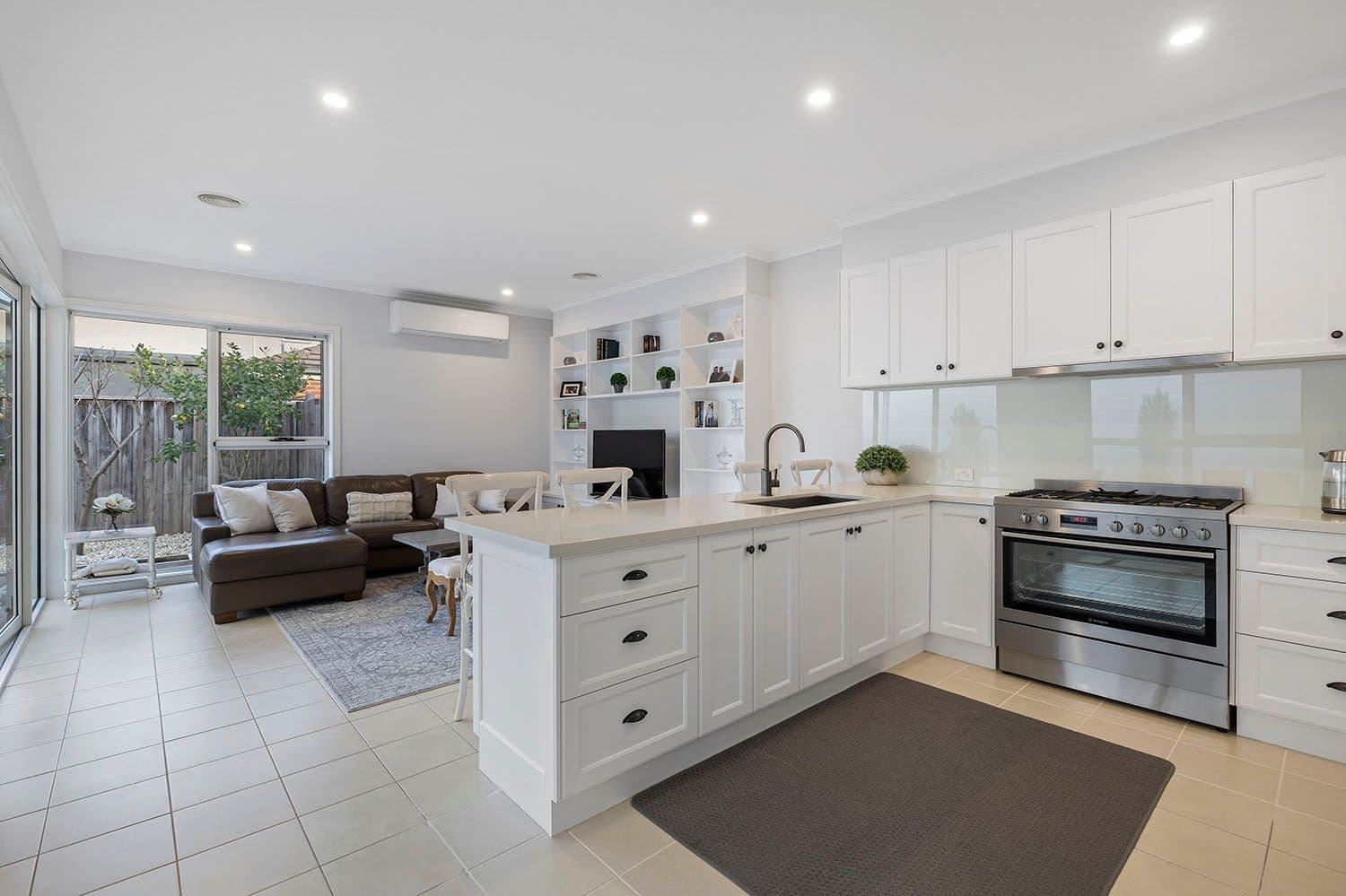 29 Inverness Place, Heatherton VIC 3202, Heatherton - Thumbnail 3