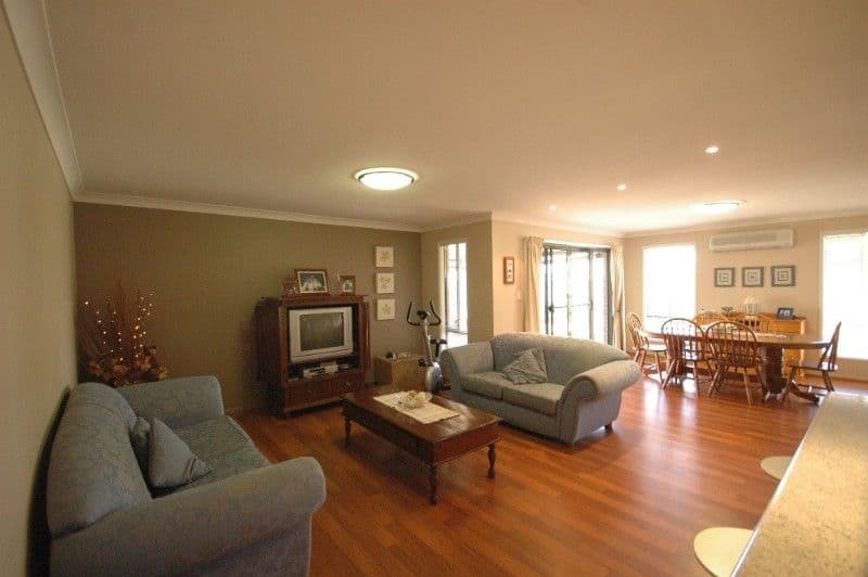 76 Belclaire Drive, WESTBROOK QLD 4350, Westbrook - Thumbnail 2