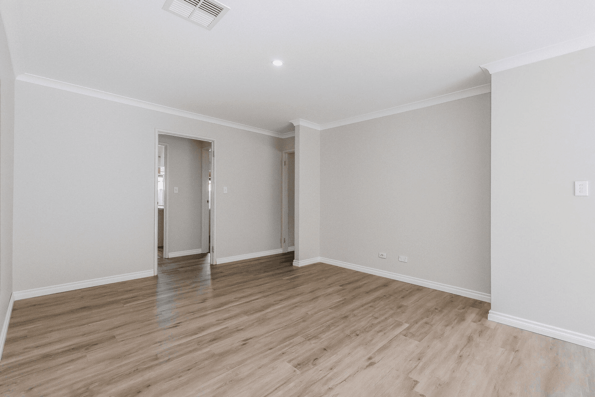 18 Mcewing Road, Redcliffe WA 6104, Redcliffe - Thumbnail 7