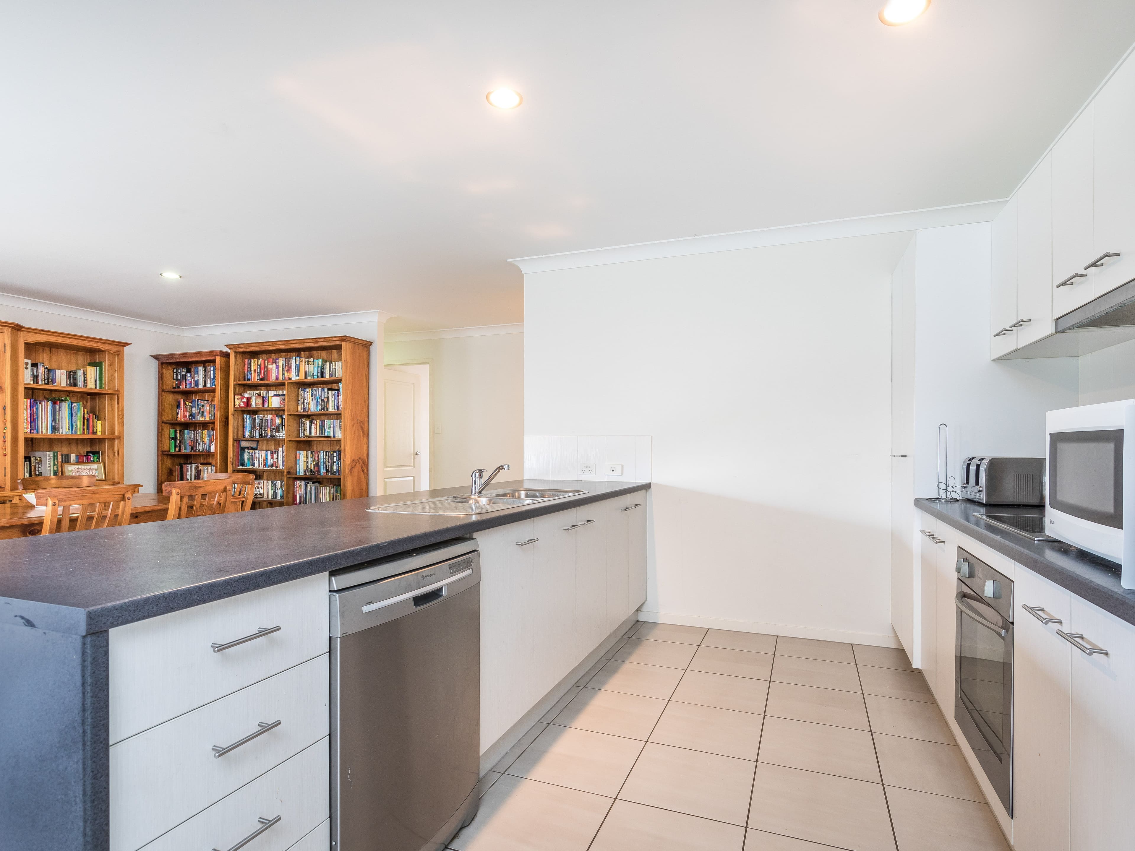 16 Woodfern Drive, Upper Caboolture QLD 4510, Upper Caboolture - Thumbnail 3