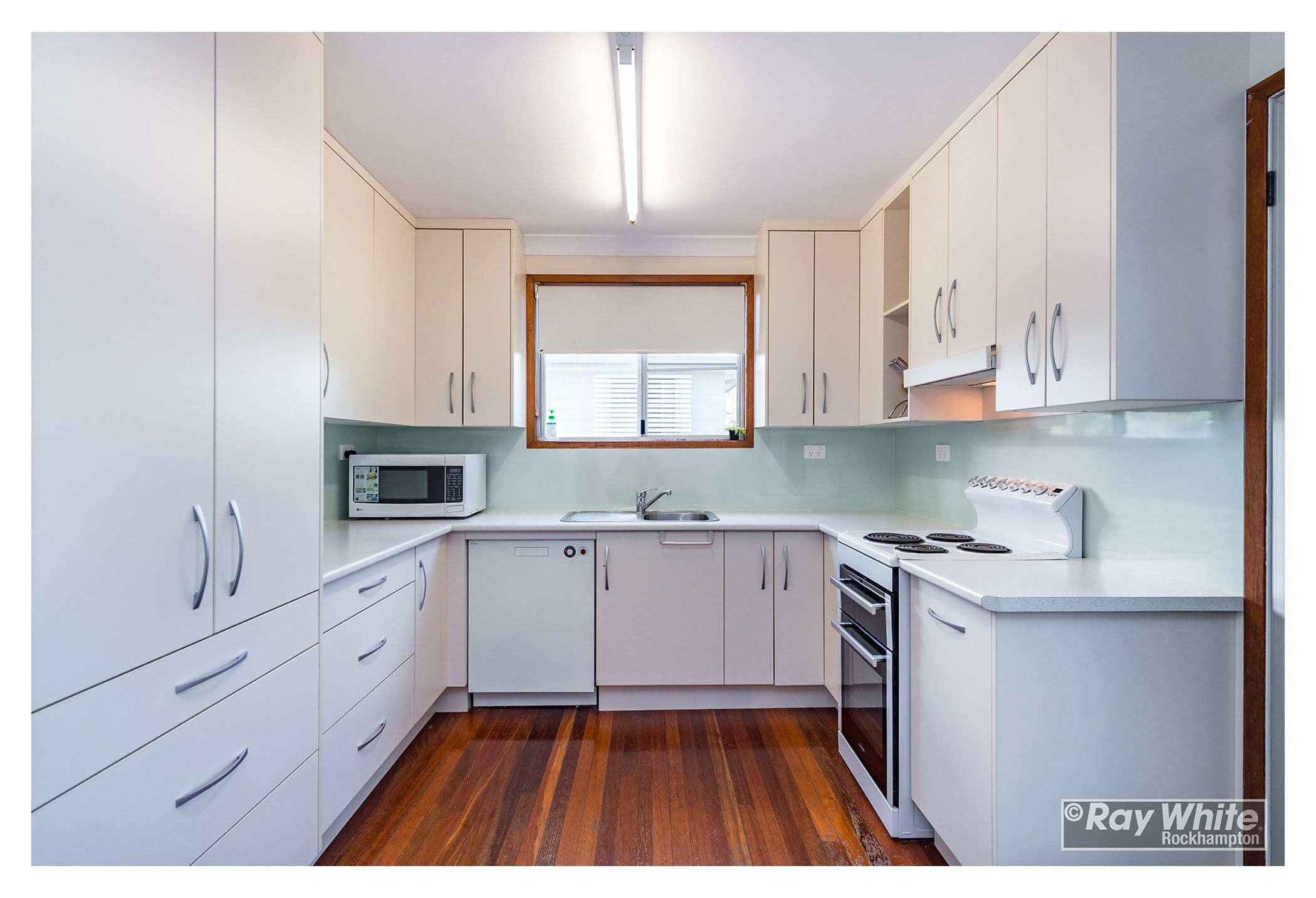14 Ruff Street, Norman Gardens QLD 4701, Norman Gardens - Thumbnail 4