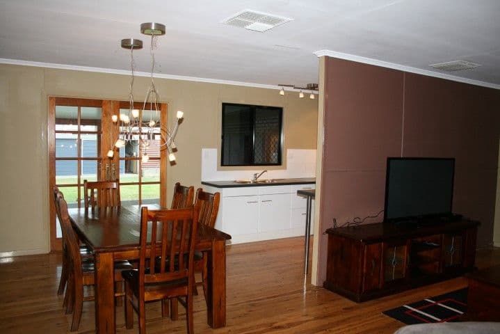 36 Saunders Street, Roma QLD 4455, Roma - Thumbnail 5