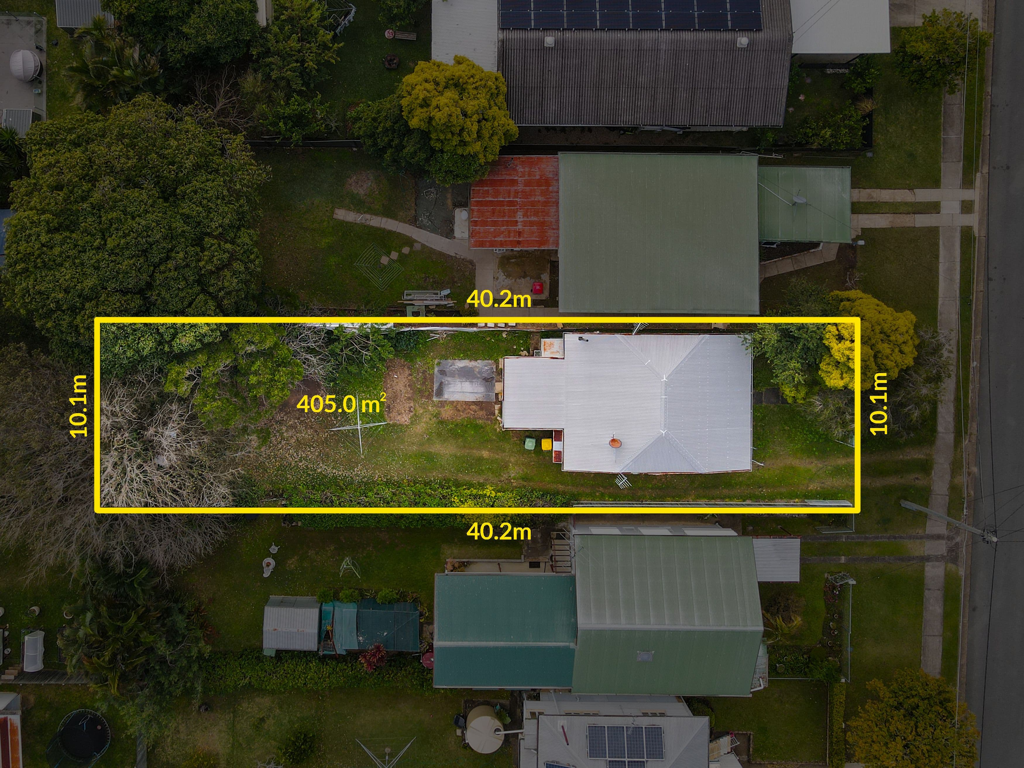 35 McLennan Street, Woody Point QLD 4019, Woody Point - Thumbnail 2