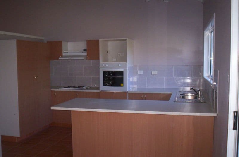 46 Highland Street, RUSSELL ISLAND QLD 4184, Russell Island - Thumbnail 5