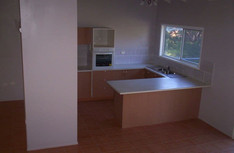 46 Highland Street, RUSSELL ISLAND QLD 4184, Russell Island - Thumbnail 6