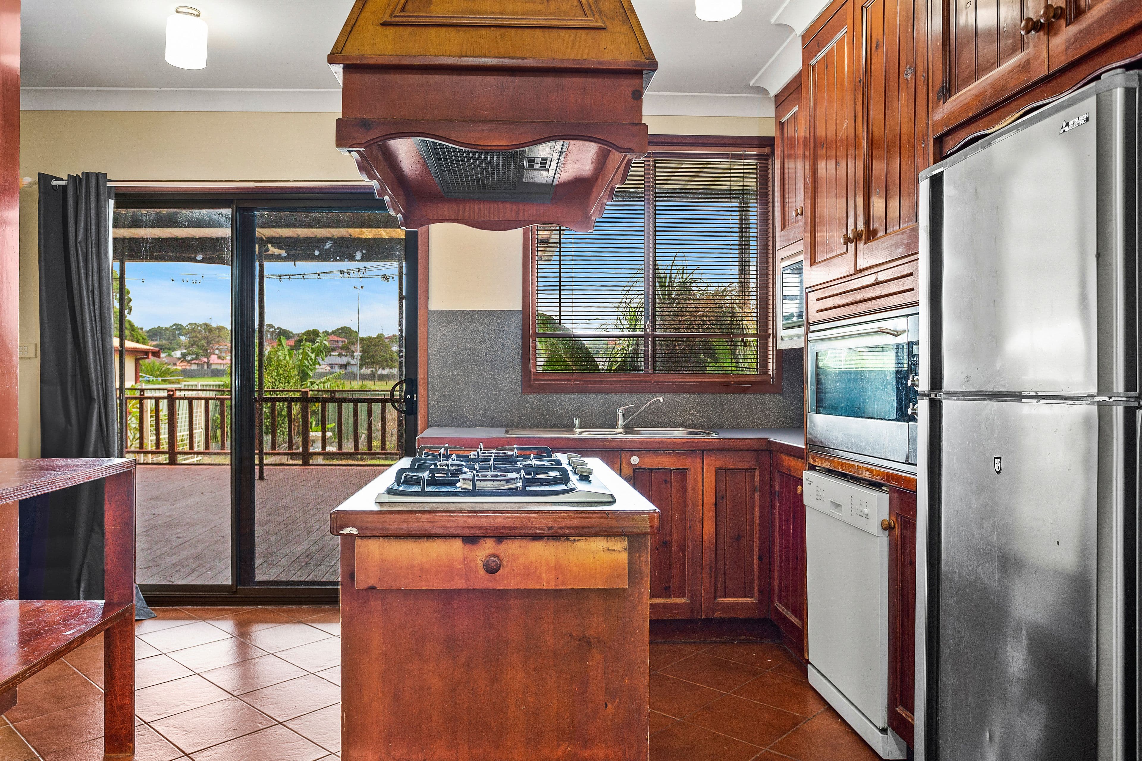 16 Leawarra Avenue, Warilla NSW 2528, Warilla - Thumbnail 2