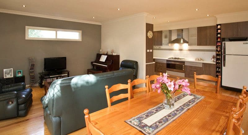 32 Sellars Street, WATSONIA NORTH VIC 3087, Watsonia North - Thumbnail 3