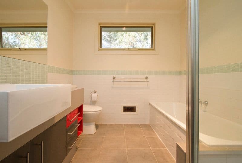 32 Sellars Street, WATSONIA NORTH VIC 3087, Watsonia North - Thumbnail 4