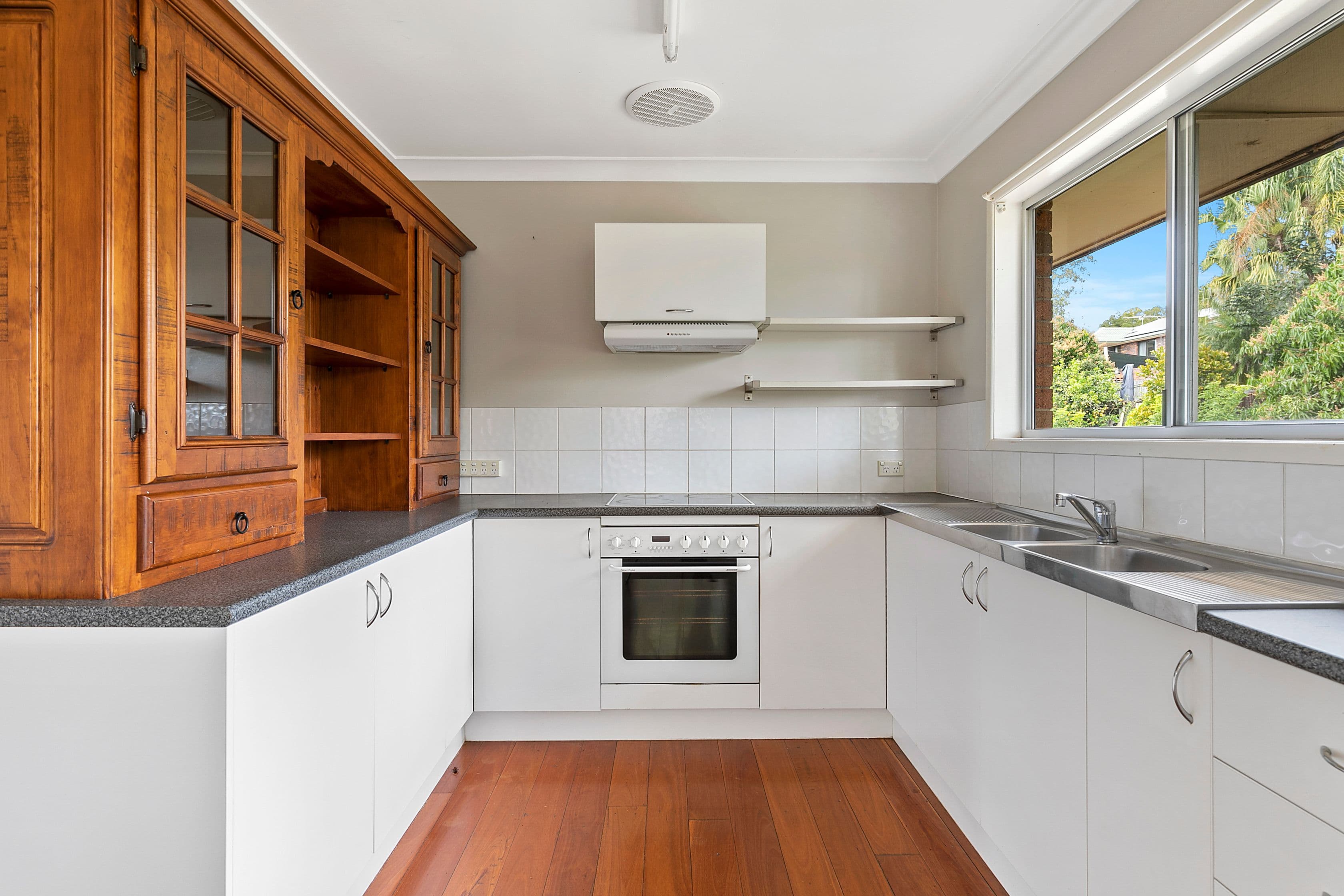 85 Cumberland Drive, Alexandra Hills QLD 4161, Alexandra Hills - Thumbnail 2