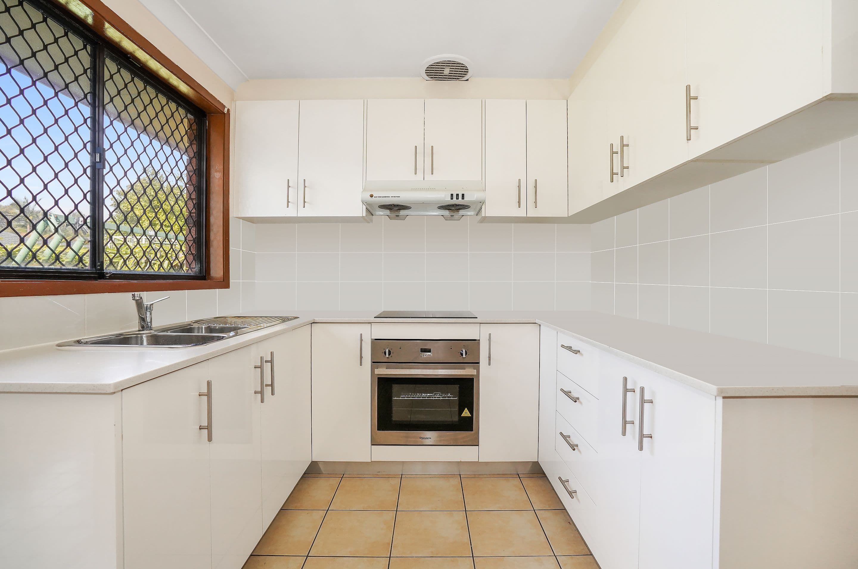 2 Concord Place, St Johns Park NSW 2176, St Johns Park - Thumbnail 2