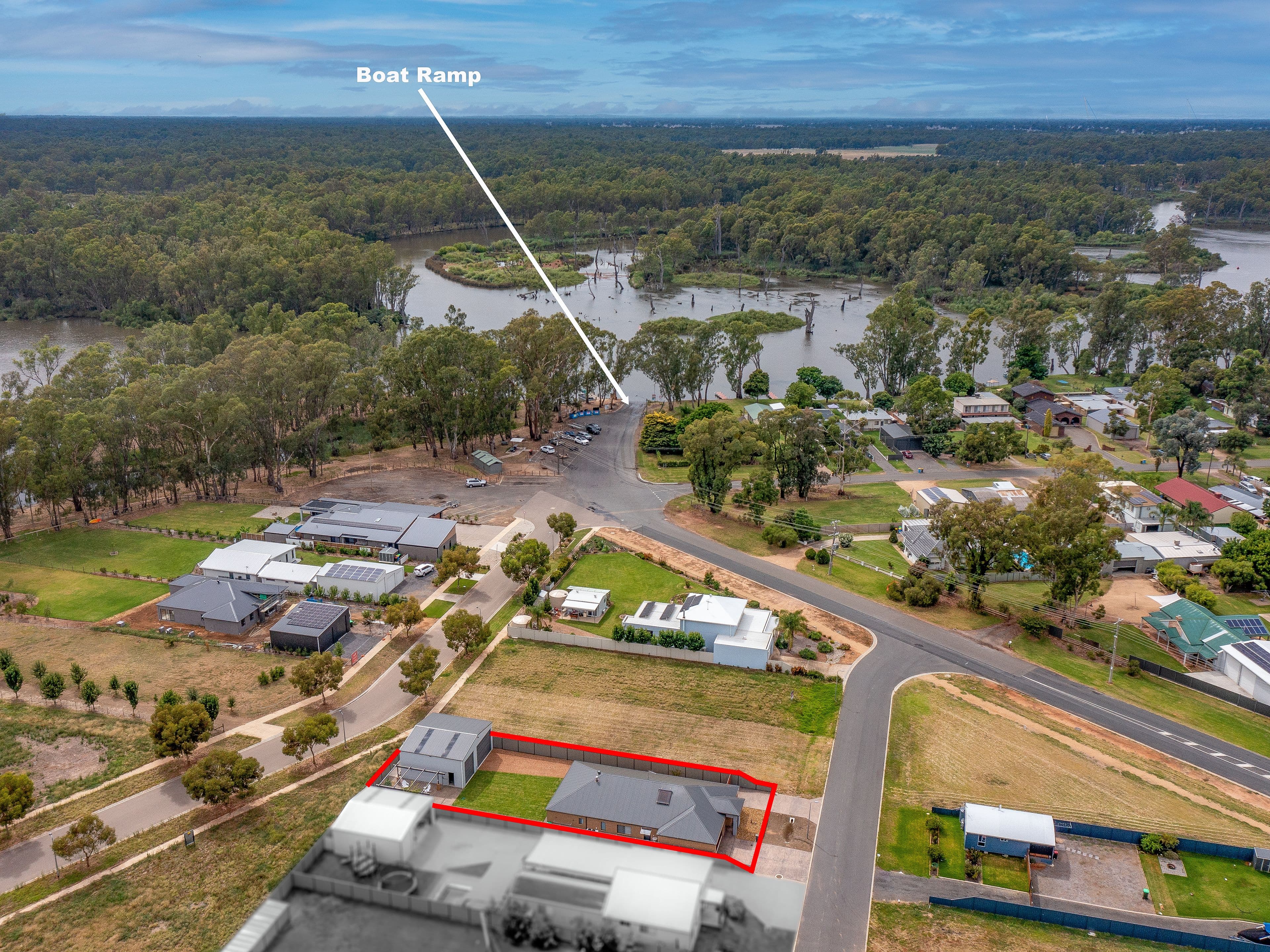 38 Clarke Street, Bundalong VIC 3730, Bundalong - Thumbnail 2