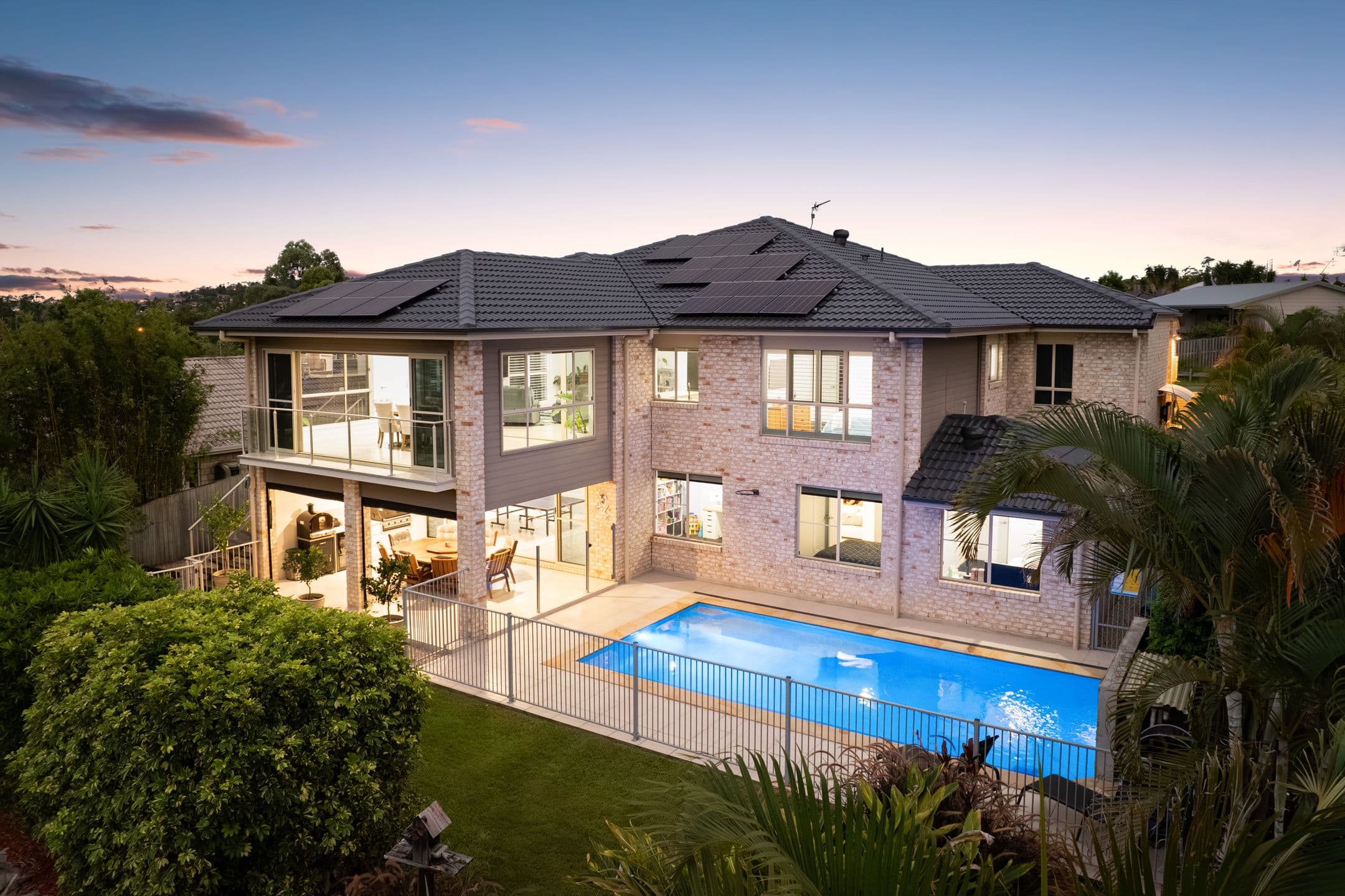 7 Castlereagh Close, Pacific Pines QLD 4211, Pacific Pines - Thumbnail 2