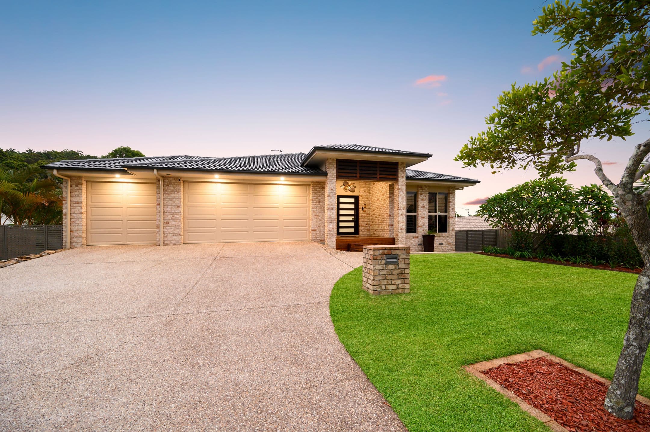 7 Castlereagh Close, Pacific Pines QLD 4211, Pacific Pines - Thumbnail 3