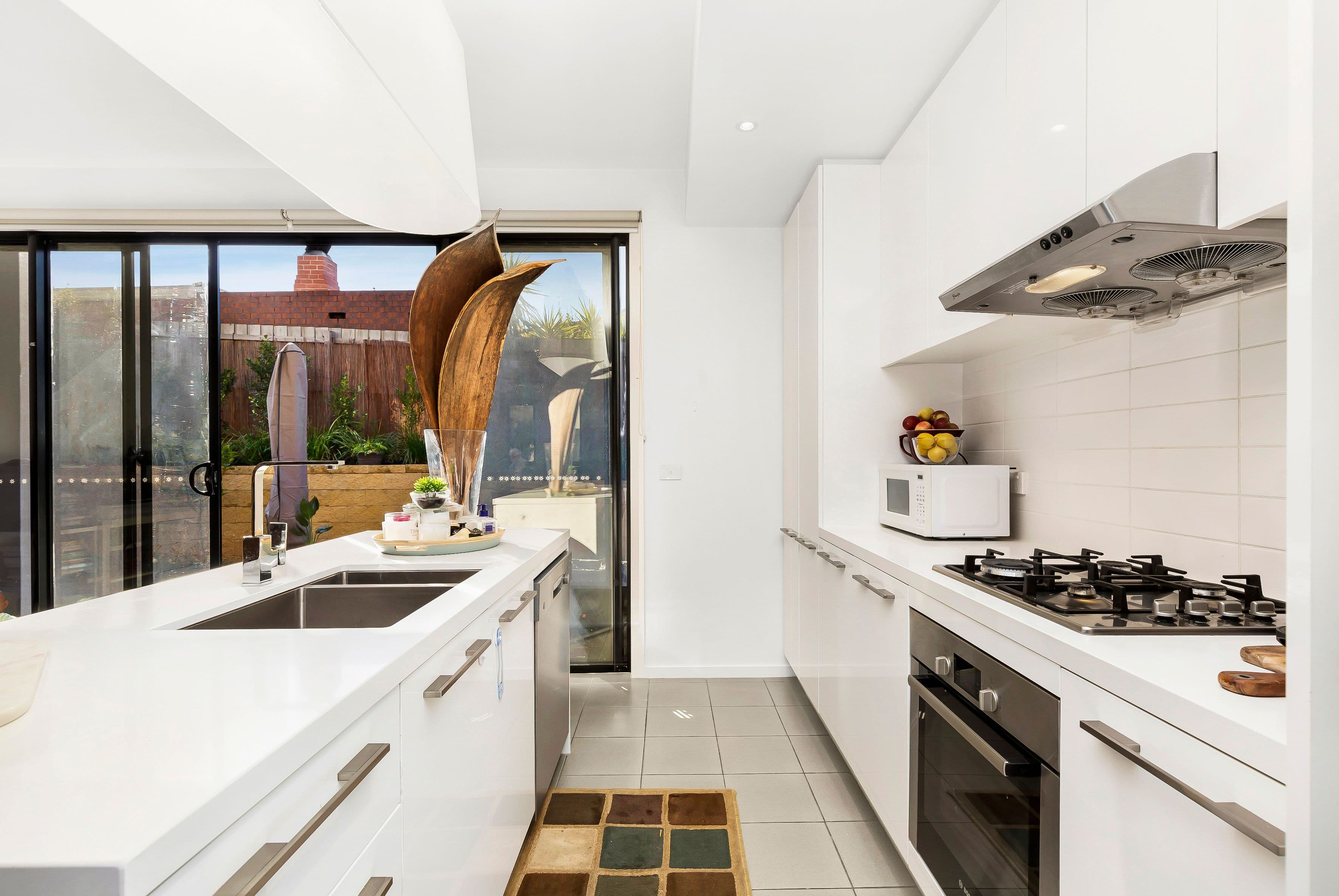 37 Mulberry Avenue, Cheltenham VIC 3192, Cheltenham - Thumbnail 2