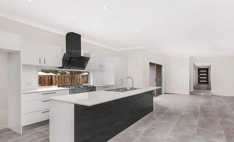 5 Georges Place, Wollongong - Image 1