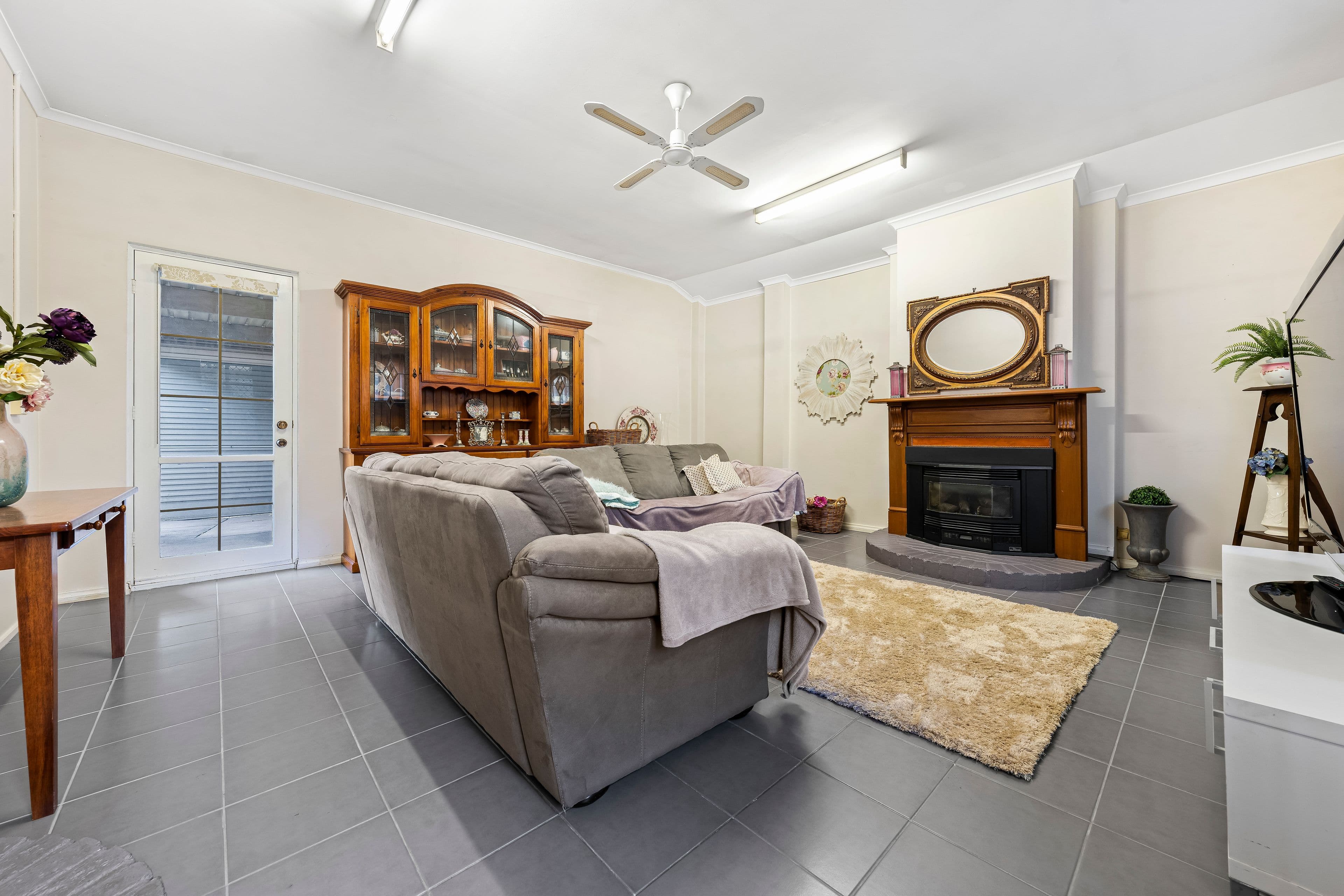 4 Carson Court, Rowville VIC 3178, Rowville - Thumbnail 2