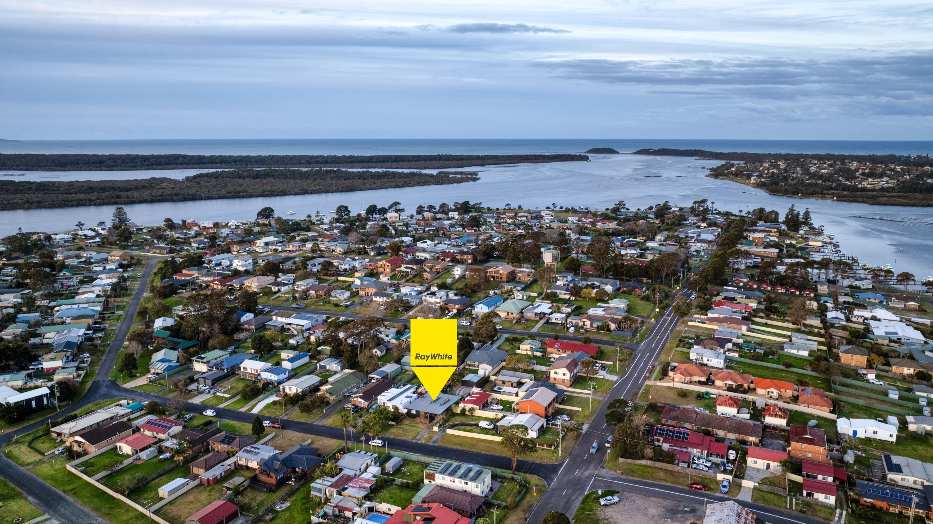 20 Pyree Street, Greenwell Point NSW 2540, Greenwell Point - Thumbnail 2