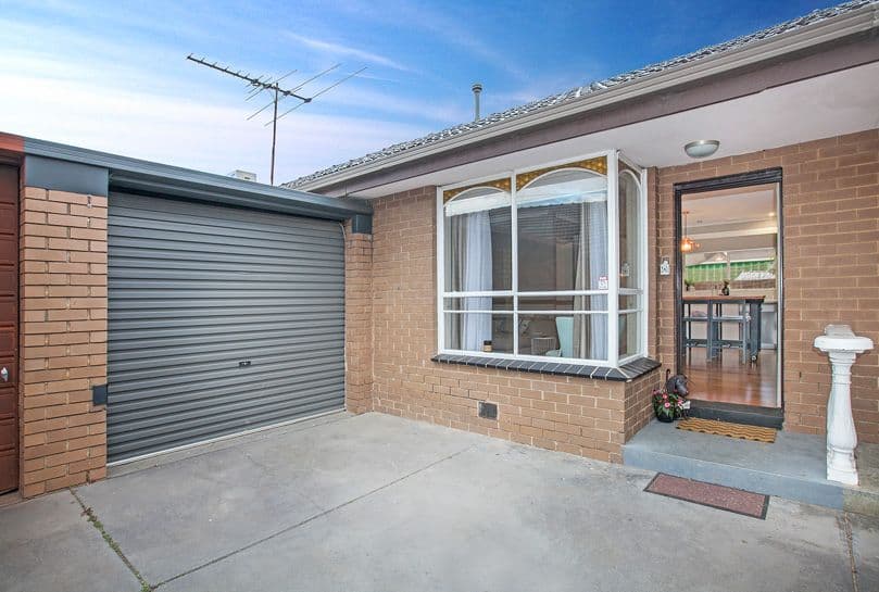 9 Seaver Grove, Reservoir VIC 3073, Reservoir - Thumbnail 2