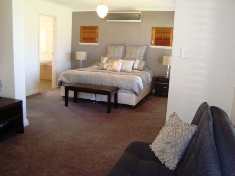 8 Chimera Terrace, ATWELL WA 6164, Atwell - Thumbnail 5