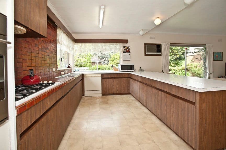 9 Leamington Crescent, GLEN WAVERLEY VIC 3150, Glen Waverley - Thumbnail 4