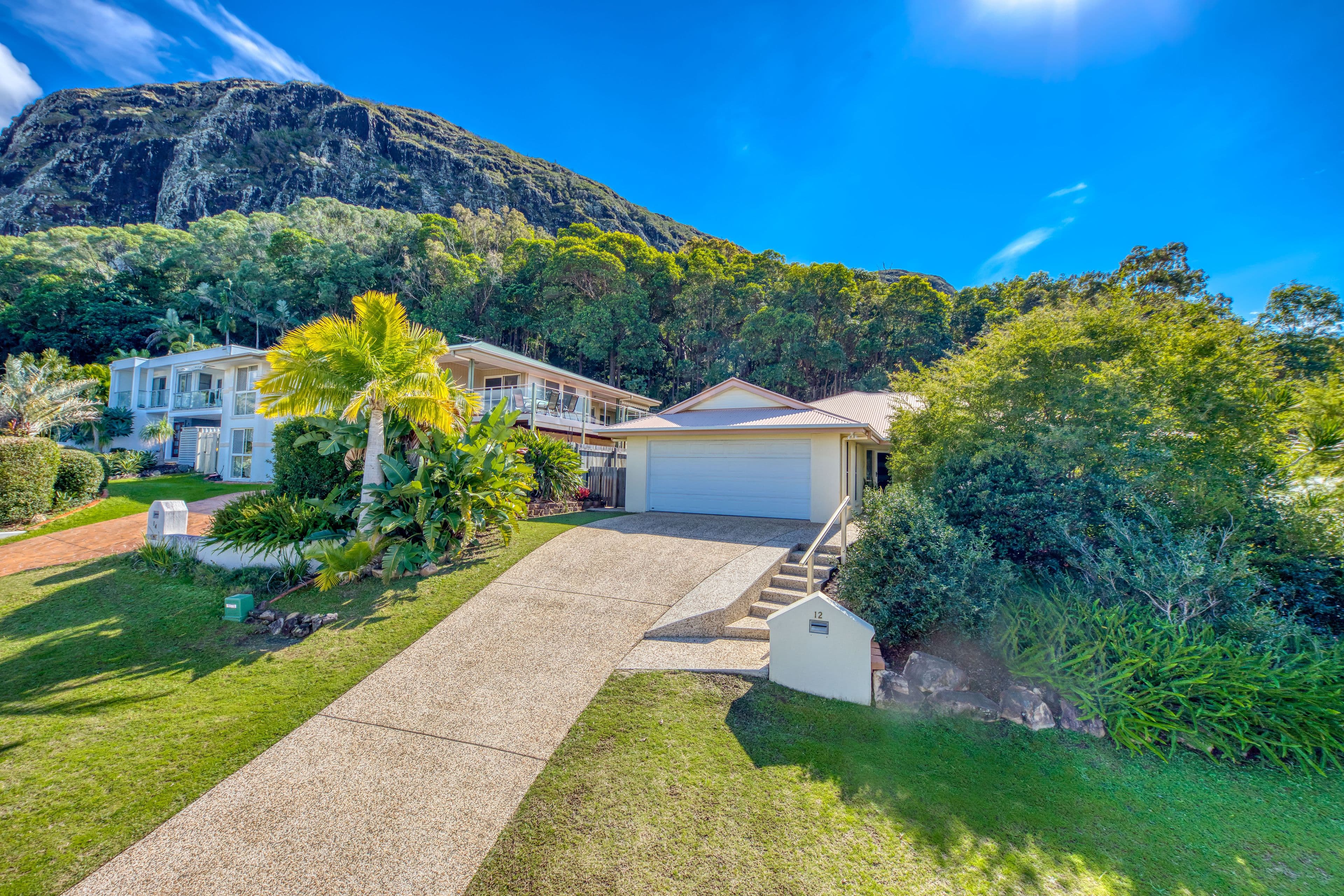 12 Dharalee Court, Mount Coolum QLD 4573, Mount Coolum - Thumbnail 2