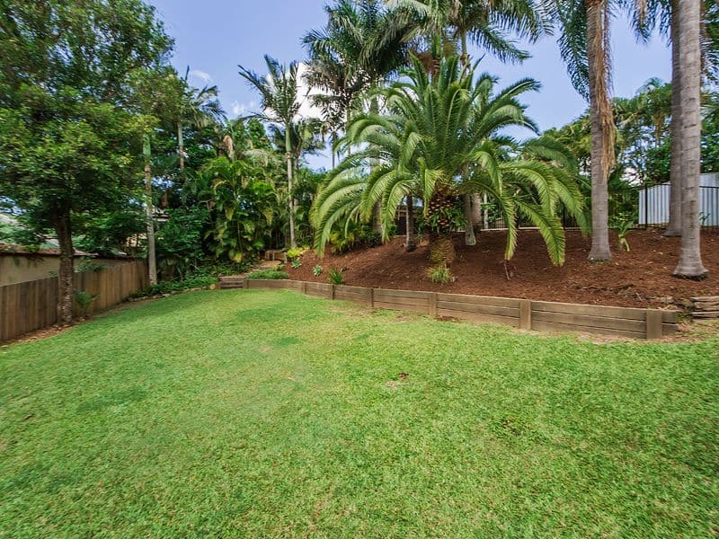 10 Longmorn Crescent, Merrimac QLD 4226, Merrimac - Thumbnail 4