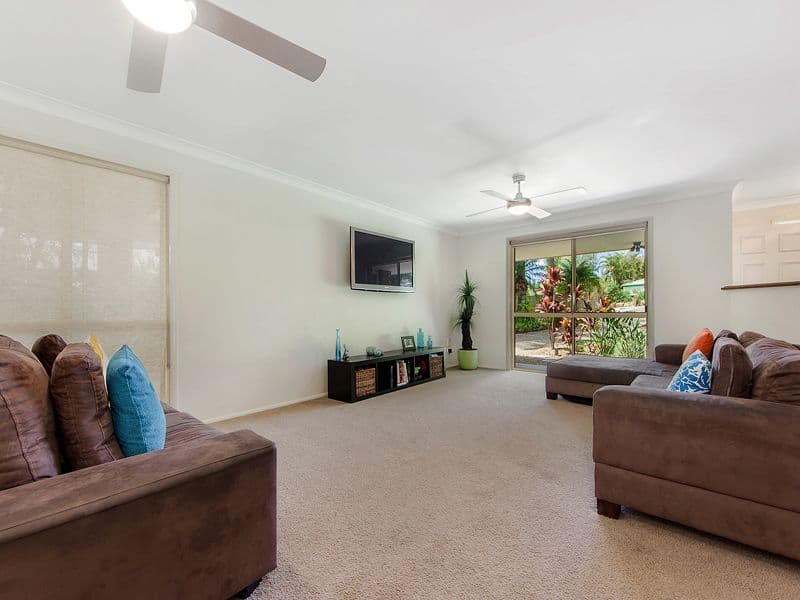 10 Longmorn Crescent, Merrimac QLD 4226, Merrimac - Thumbnail 5
