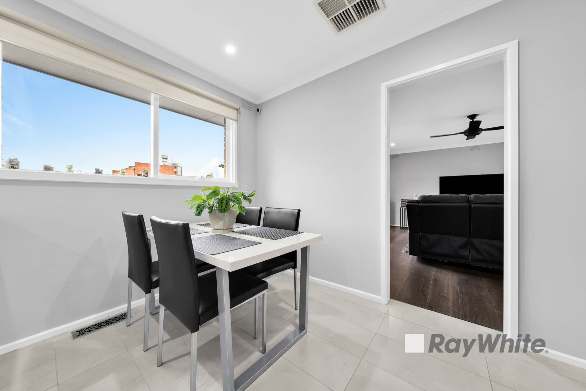 35 Albert Road, Hallam VIC 3803, Hallam - Thumbnail 6