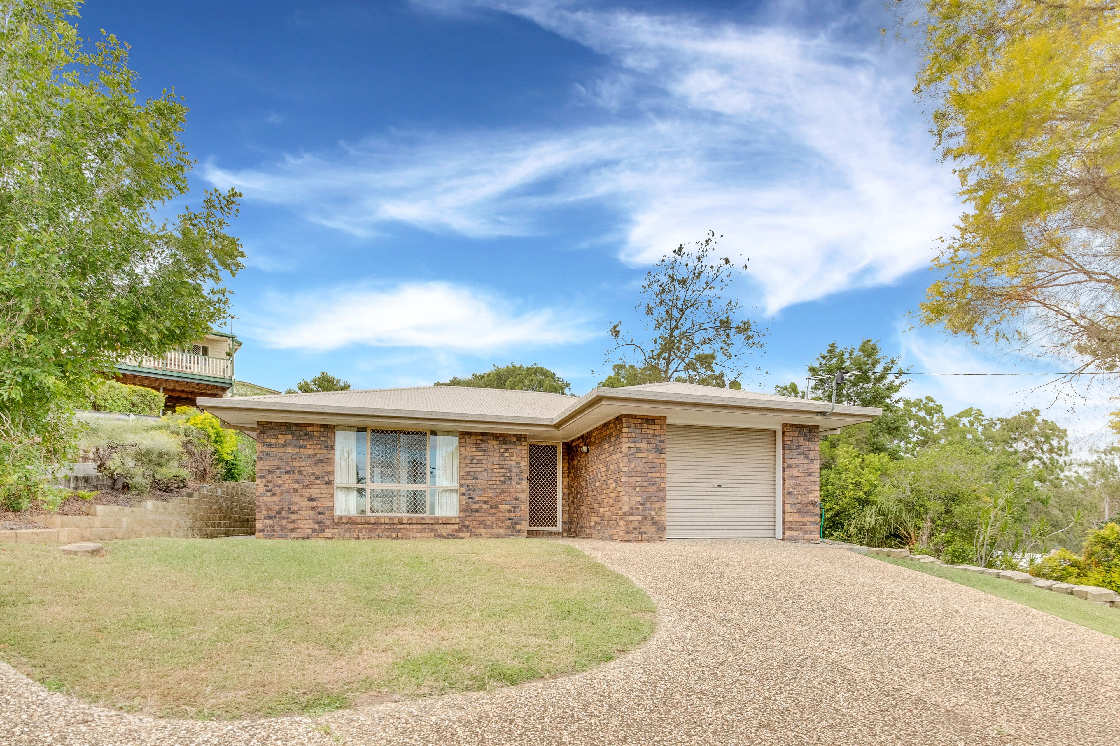 6 Robertson Close, New Auckland QLD 4680, New Auckland - Thumbnail 2