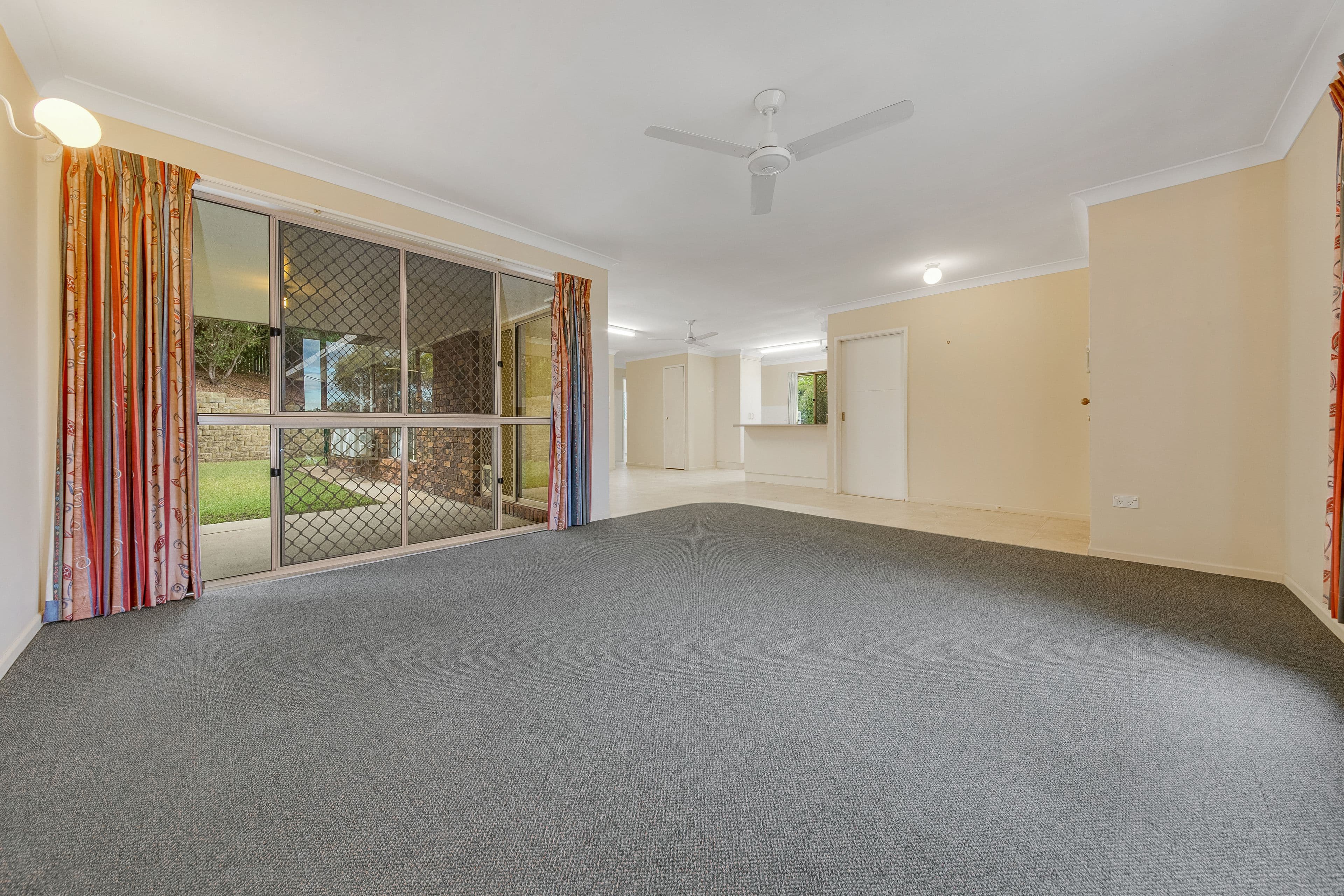 6 Robertson Close, New Auckland QLD 4680, New Auckland - Thumbnail 4