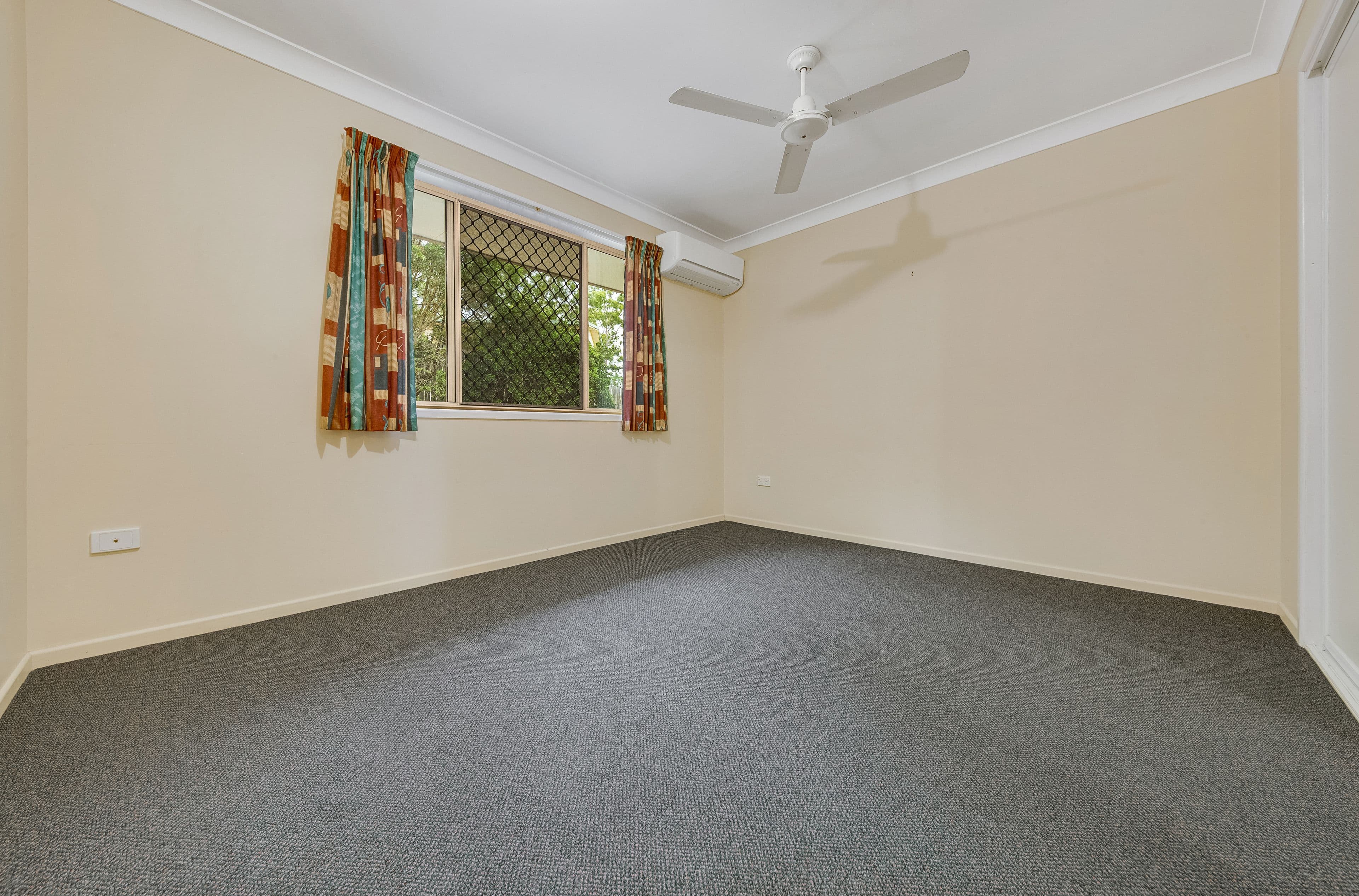 6 Robertson Close, New Auckland QLD 4680, New Auckland - Thumbnail 8
