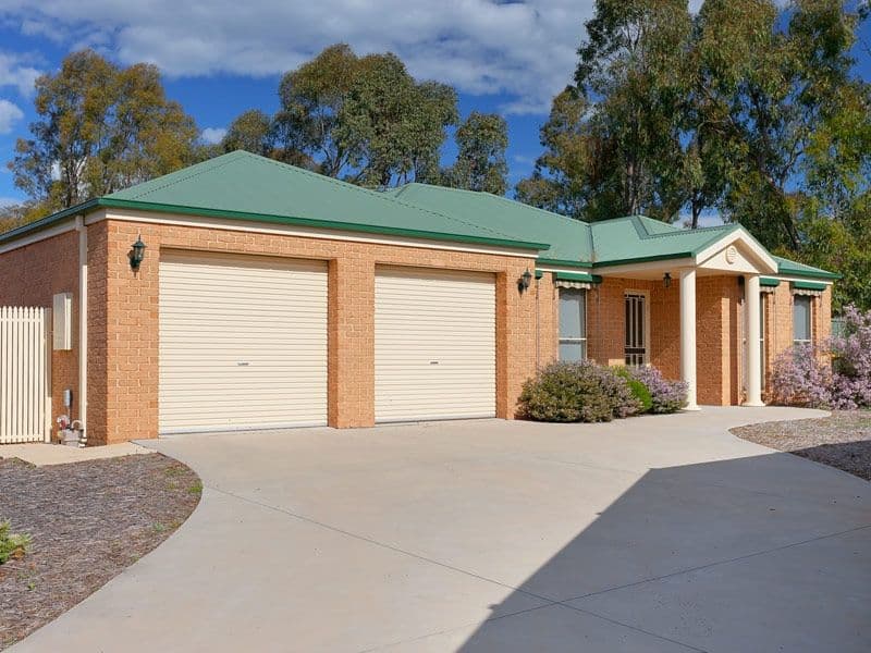 6 William Place, HOWLONG NSW 2643, Howlong - Image 1