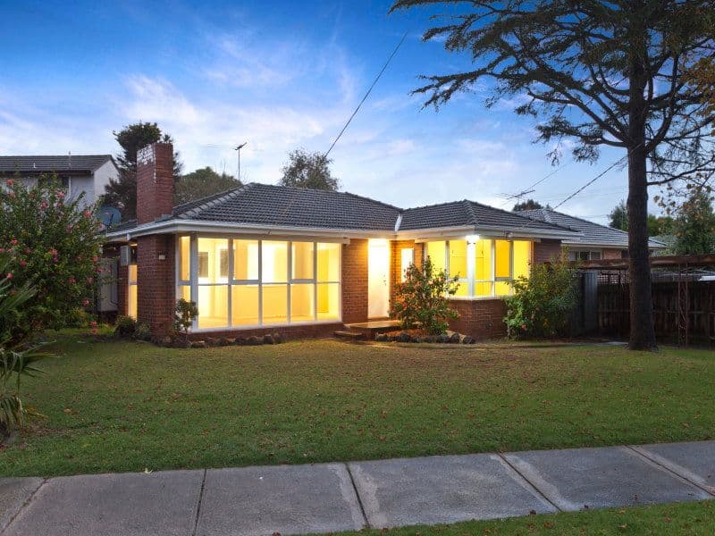 4 Fingal Drive, FRANKSTON VIC 3199, Frankston - Image 1