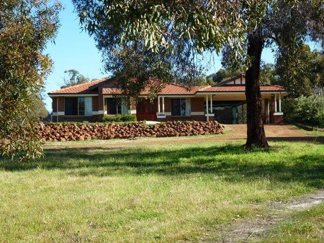 118 Devon Way, LOWER CHITTERING WA 6084, Lower Chittering - Image 1