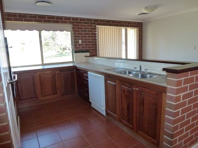 118 Devon Way, LOWER CHITTERING WA 6084, Lower Chittering - Thumbnail 3