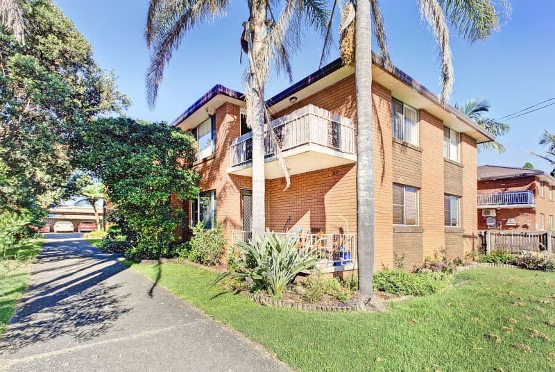 8 Peterborough Avenue, LAKE ILLAWARRA NSW 2528, Lake Illawarra - Image 1