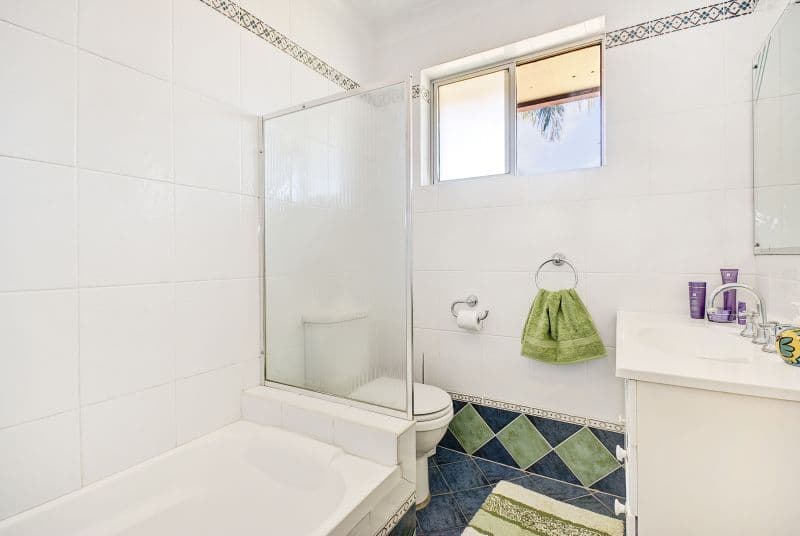 8 Peterborough Avenue, LAKE ILLAWARRA NSW 2528, Lake Illawarra - Thumbnail 6