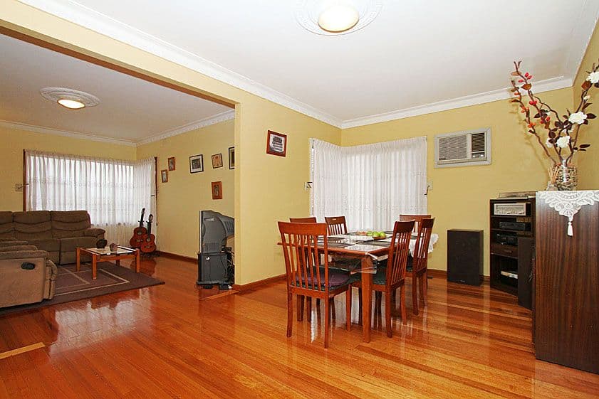 102 Curtin Avenue, Lalor VIC 3075, Lalor - Thumbnail 3